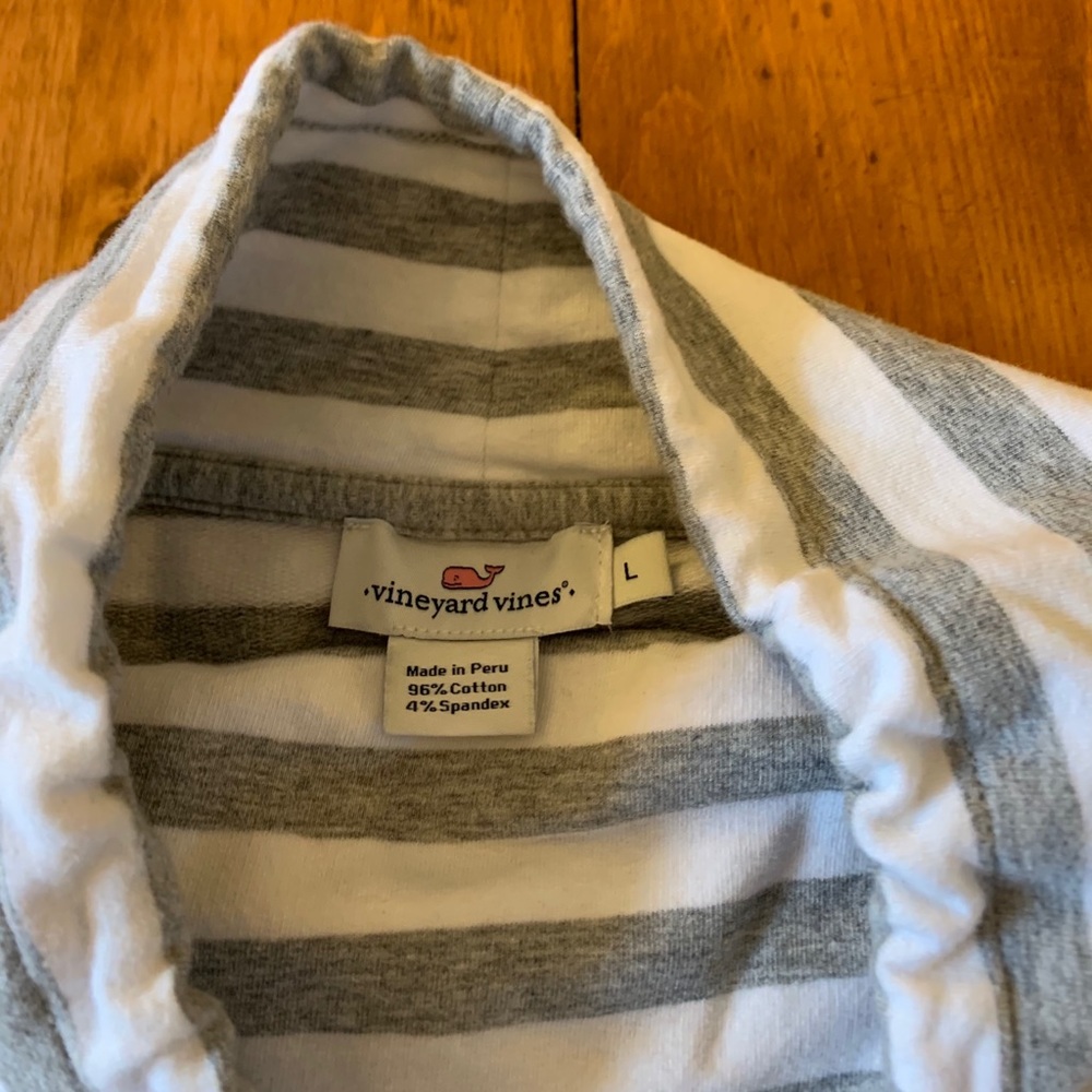 Vineyard Vines Pullover - image 3